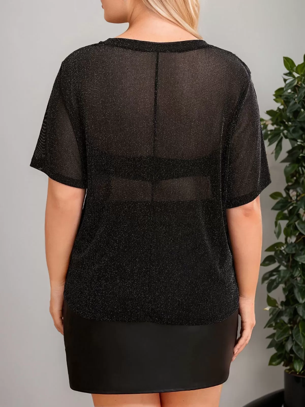 Solid Round Neck Regular Blouse, 2 of 5
