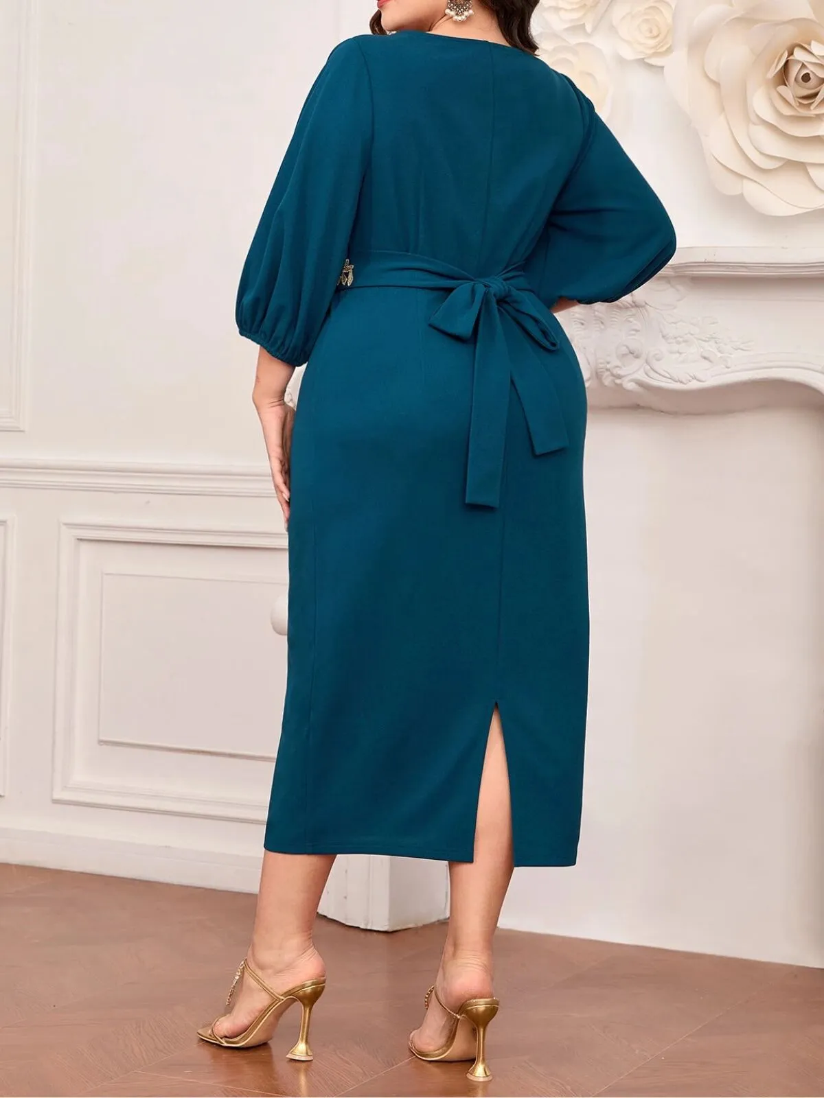 Plus Size Gold Leaf Accent Elegant A-line Dress, 2 of 5