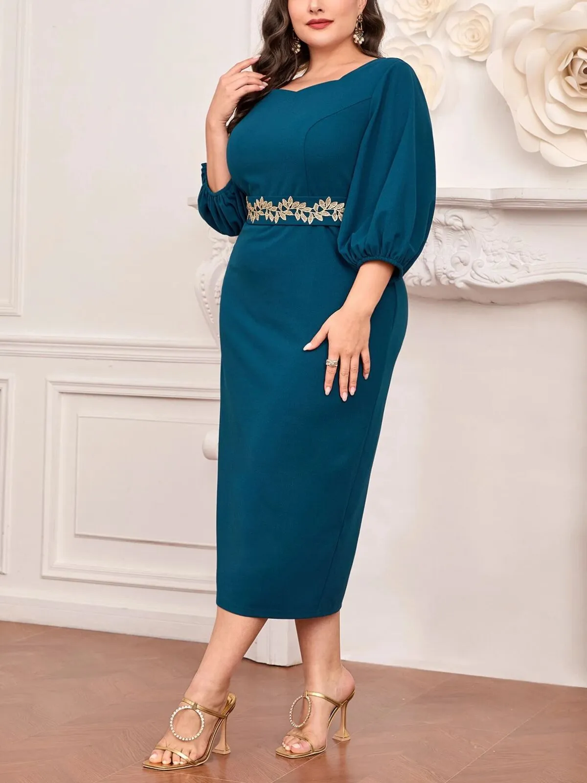 Plus Size Gold Leaf Accent Elegant A-line Dress, 4 of 5