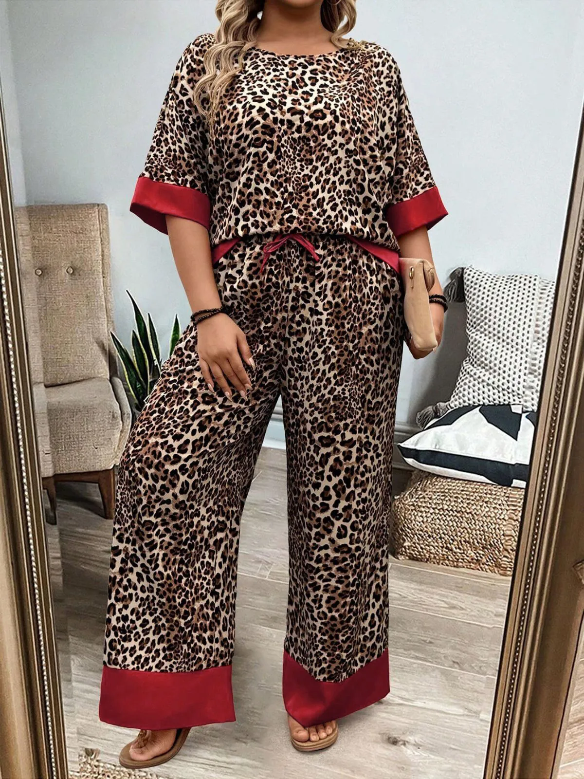 Plus Size Leopard Batwing Sleeve T-shirt & Vintage Pants, 4 of 5
