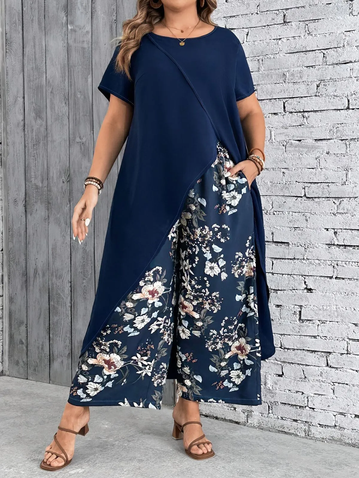 Plus Size Solid Asymmetrical Ultra Long Blouse & Floral Casual Pants, 3 of 5