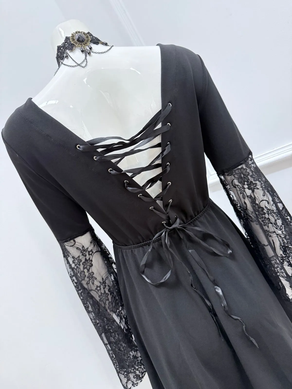 3pcs Solid Halloween Cosplay Wizard Floral Lace V-neck Lace up Flare A-line Dress Accessories Included, 10 of 10