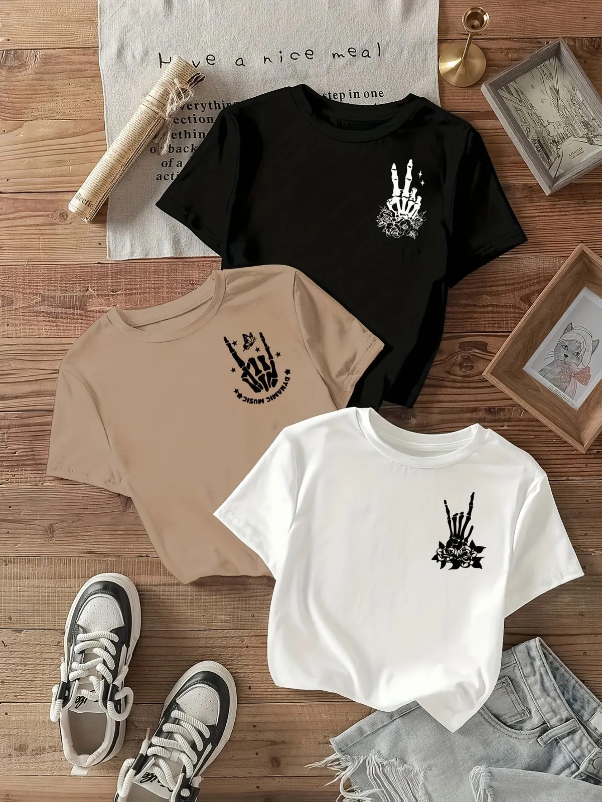 3-Pack Halloween Round Neck Graphic T-shirt, 1 of 5