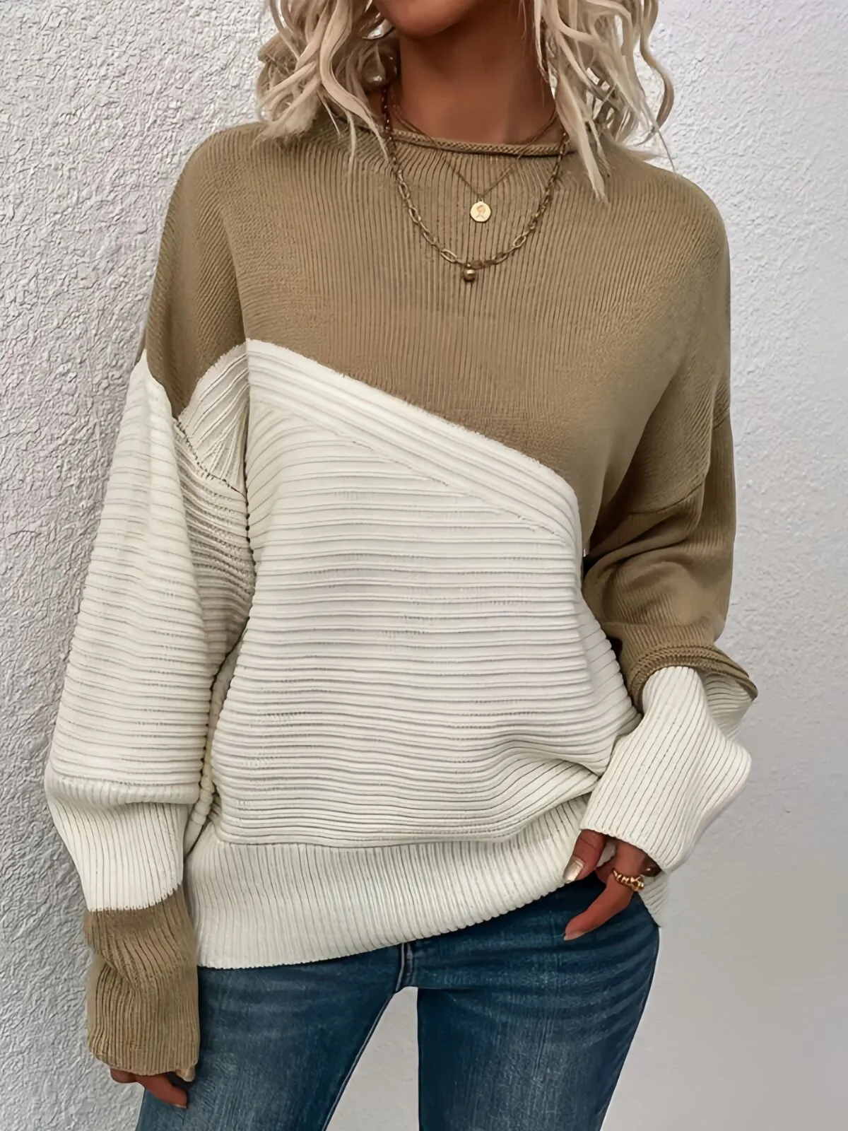 Colorblock Rib-knit Round Neck Drop Shoulder Knitwear Sweater, 1 of 4