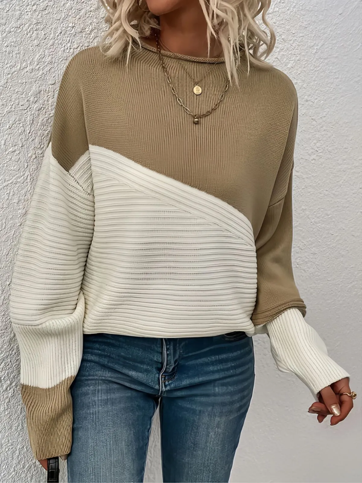 Colorblock Rib-knit Round Neck Drop Shoulder Knitwear Sweater, 3 of 4