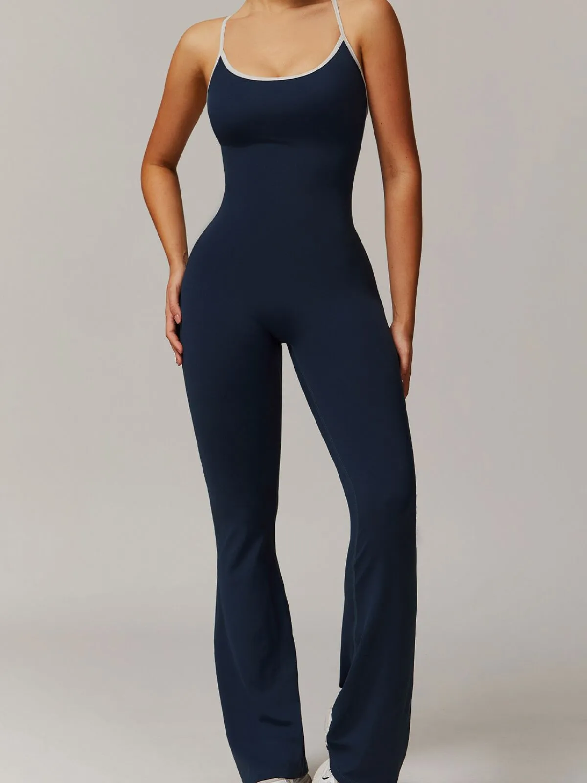 Sexy Back V Gym Training Yoga Suit Stretch Jumpsuits, 4 of 12