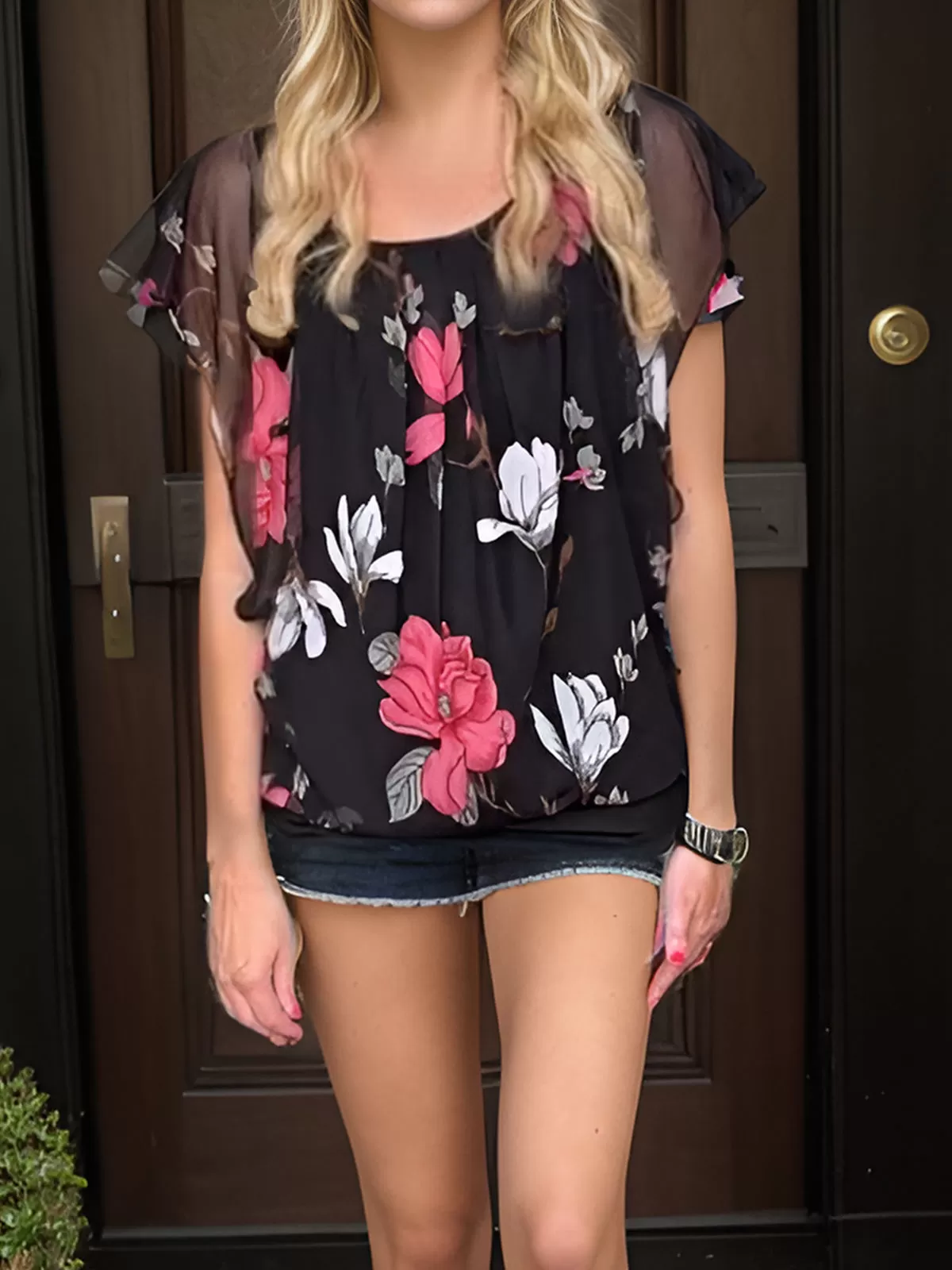 Floral Wrinkle Round Neck Batwing Short Sleeve Blouse, 4 of 4