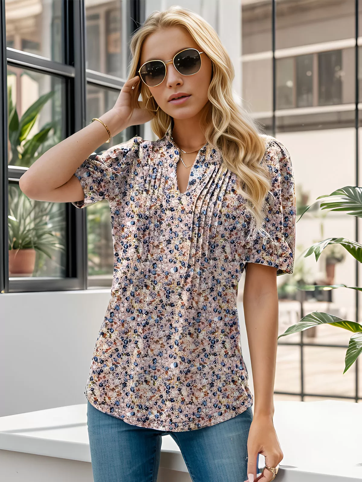 Floral Printing V-neck Puff Short Sleeve Blouse, 4 of 5