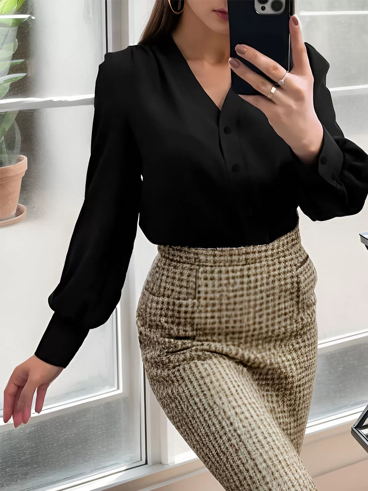 Wrinkle V-neck Lantern Long Sleeve Blouse, 3 of 4