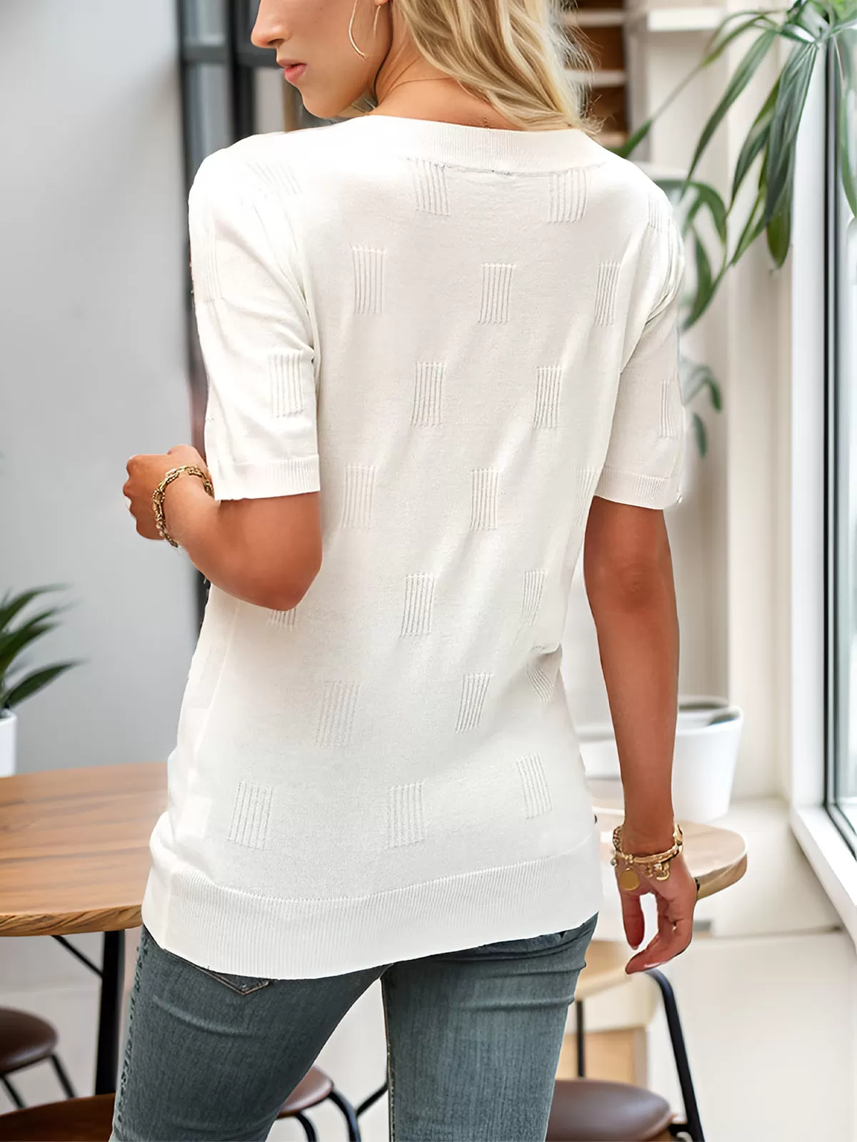 V-neck Puff Short Sleeve Woolen T-shirt, 4 of 5