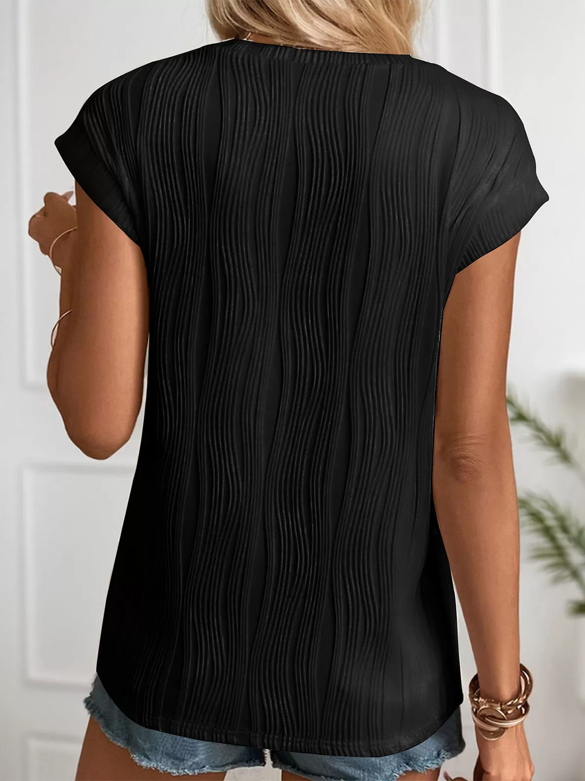 Round Neck Short Sleeve T-shirt, 3 of 5