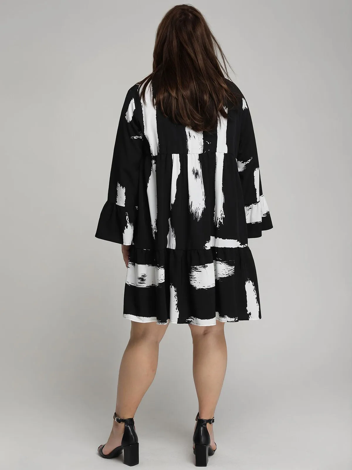 Plus Size All Over Print Notched A-line Dress, 2 of 5