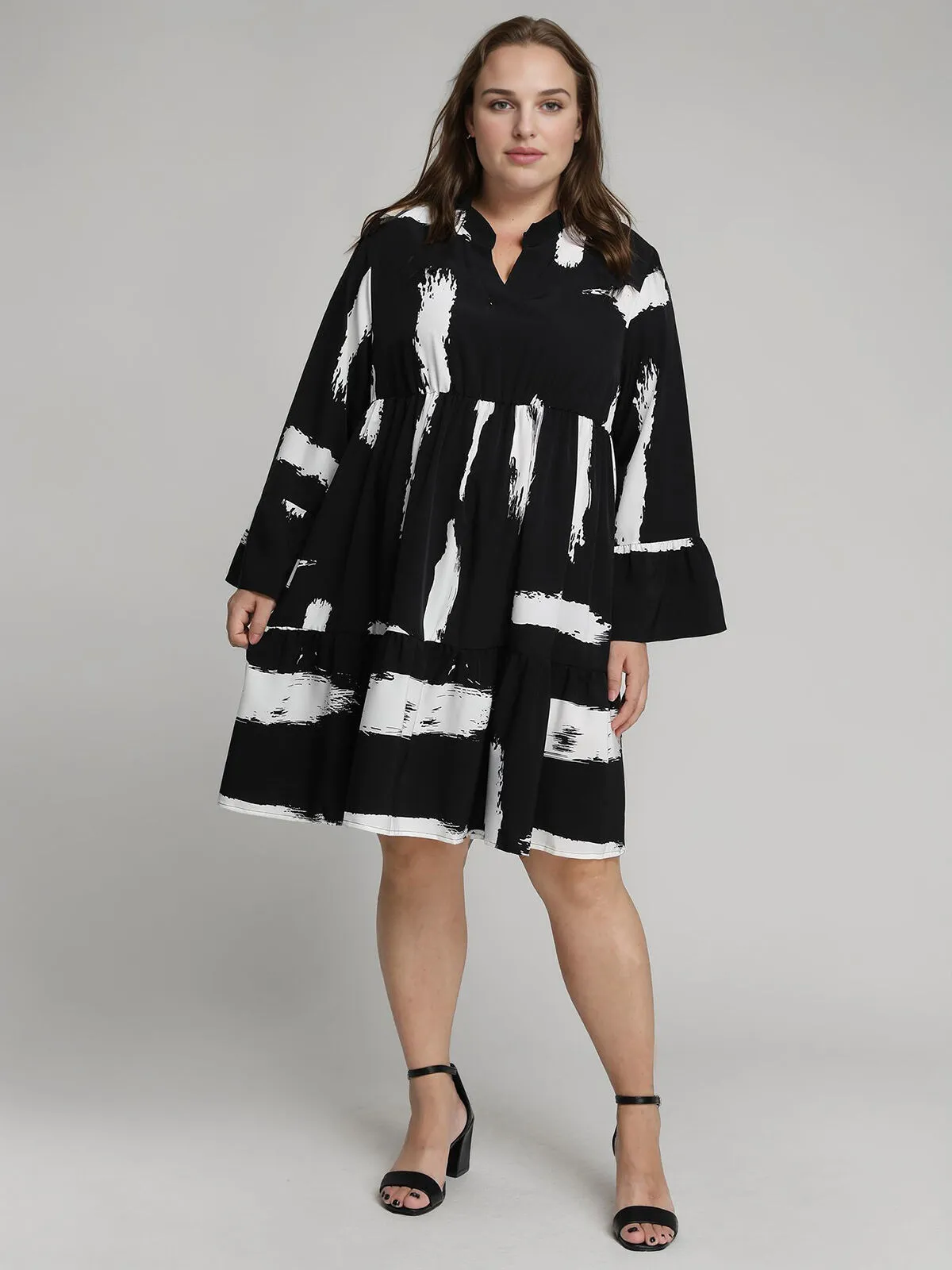 Plus Size All Over Print Notched A-line Dress, 3 of 5