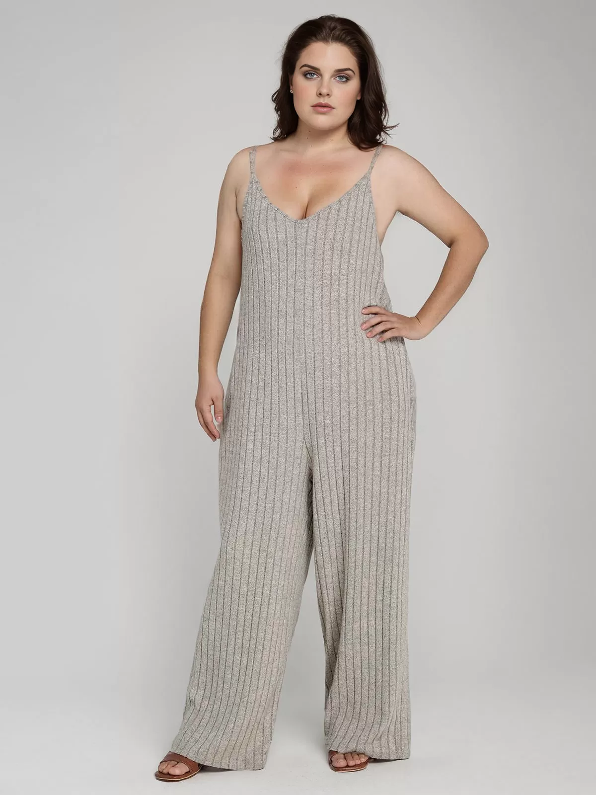 Plus Size Solid V-neck High Rise Knitted Jumpsuits, 3 of 6