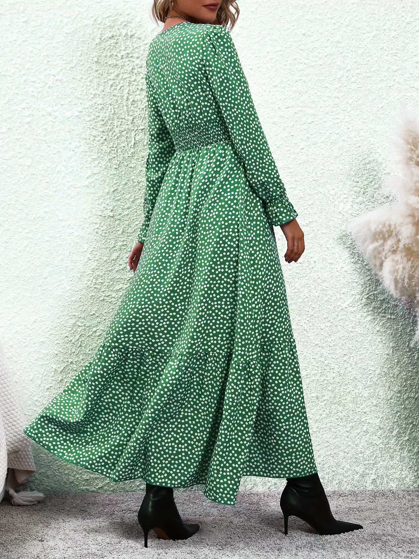 Polka Dots Wrinkle Wrapped Flare A-line Dress, 5 of 5