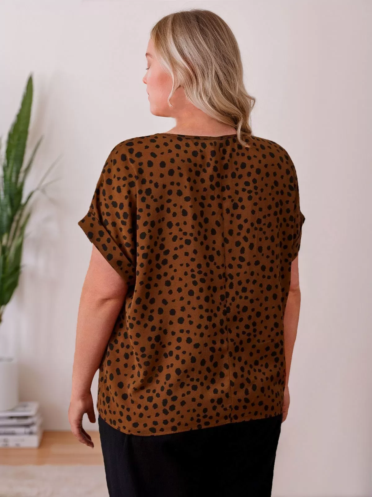 Plus Size Polka Dots Round Neck Roll Up Regular T-shirt, 2 of 5