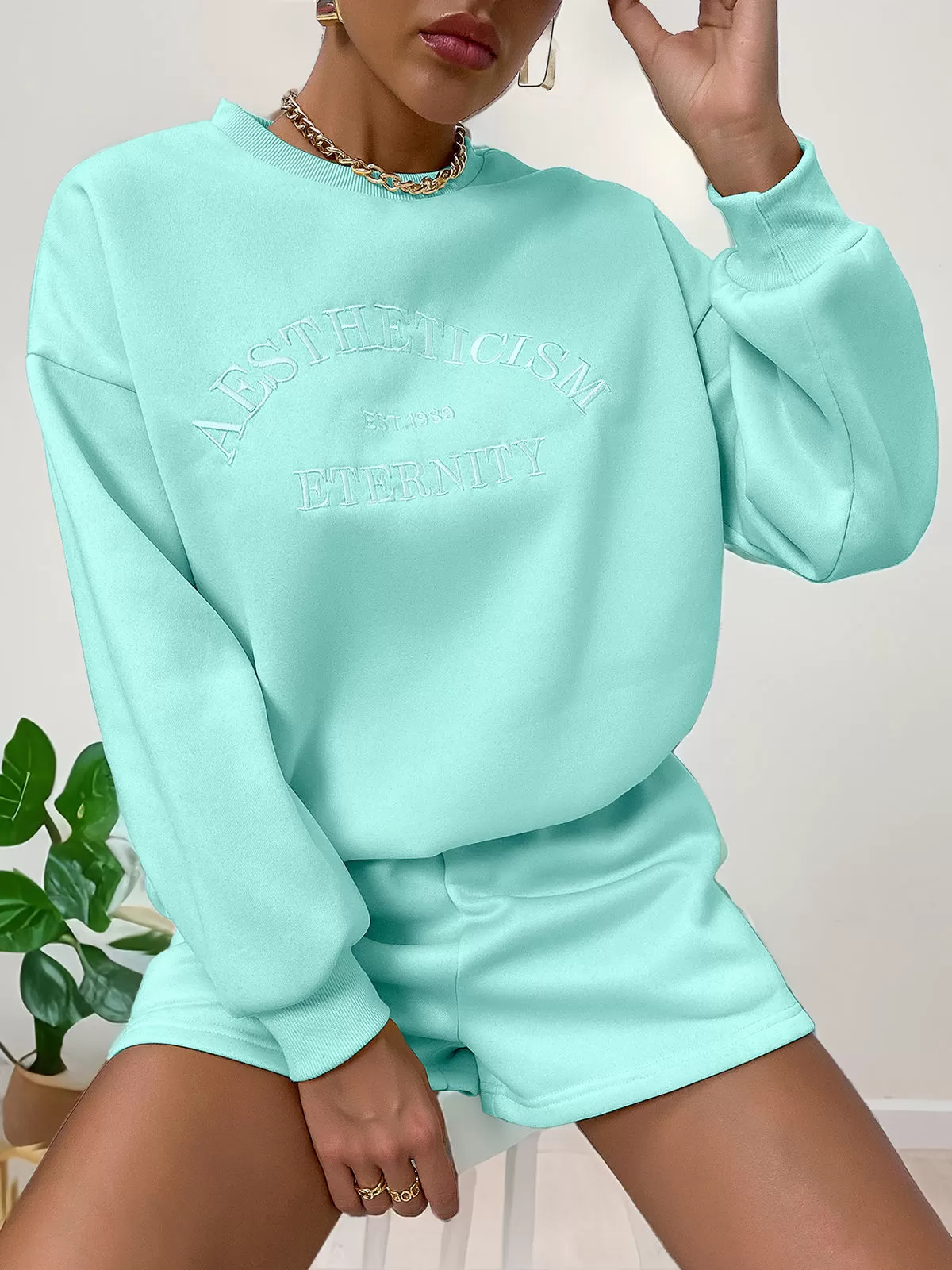 Regular Sleeve Round Neck T-shirt & Shorts, 4 of 5