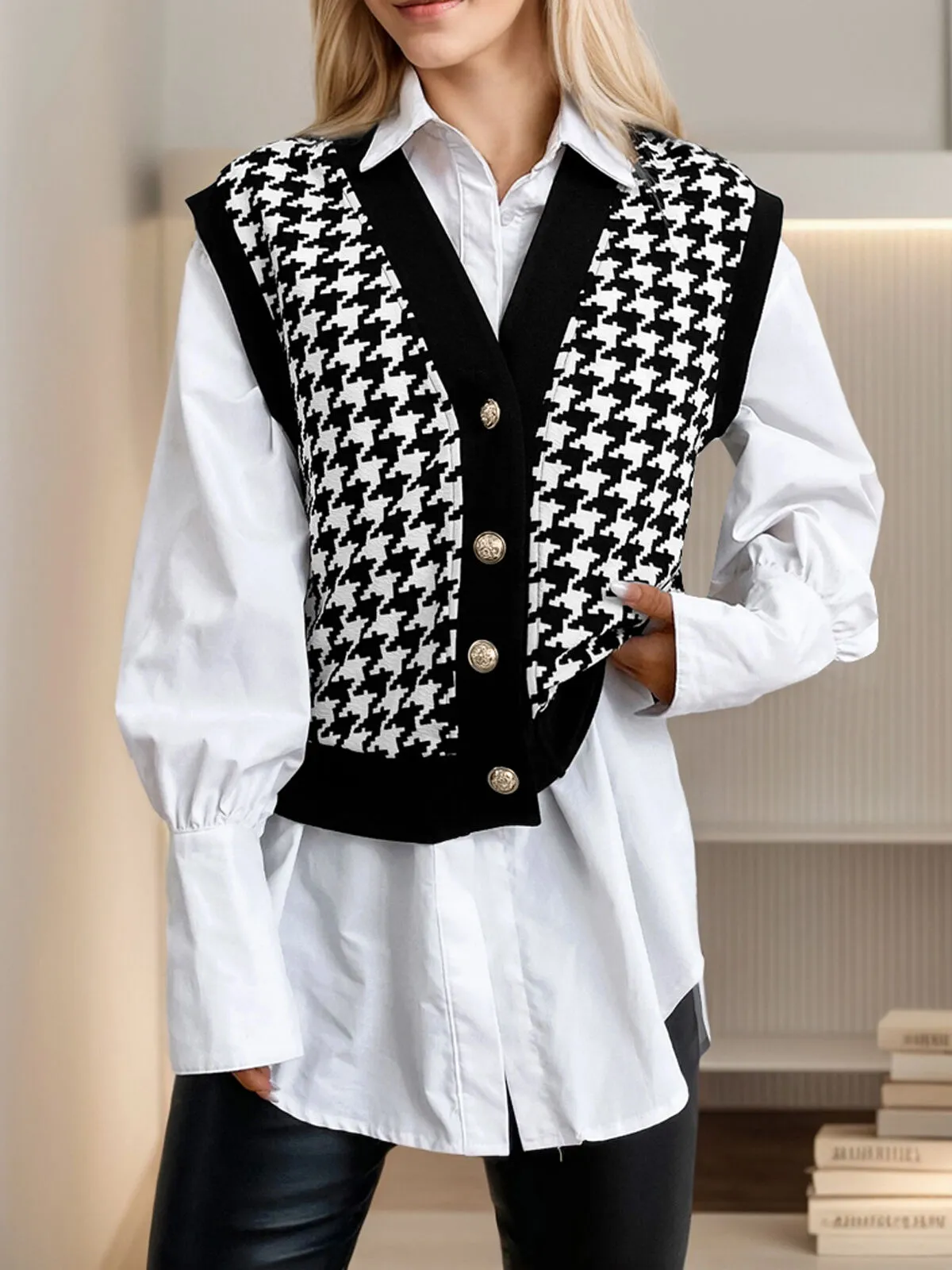 Houndstooth Metal Button V-neck Knit Vest, 4 of 5