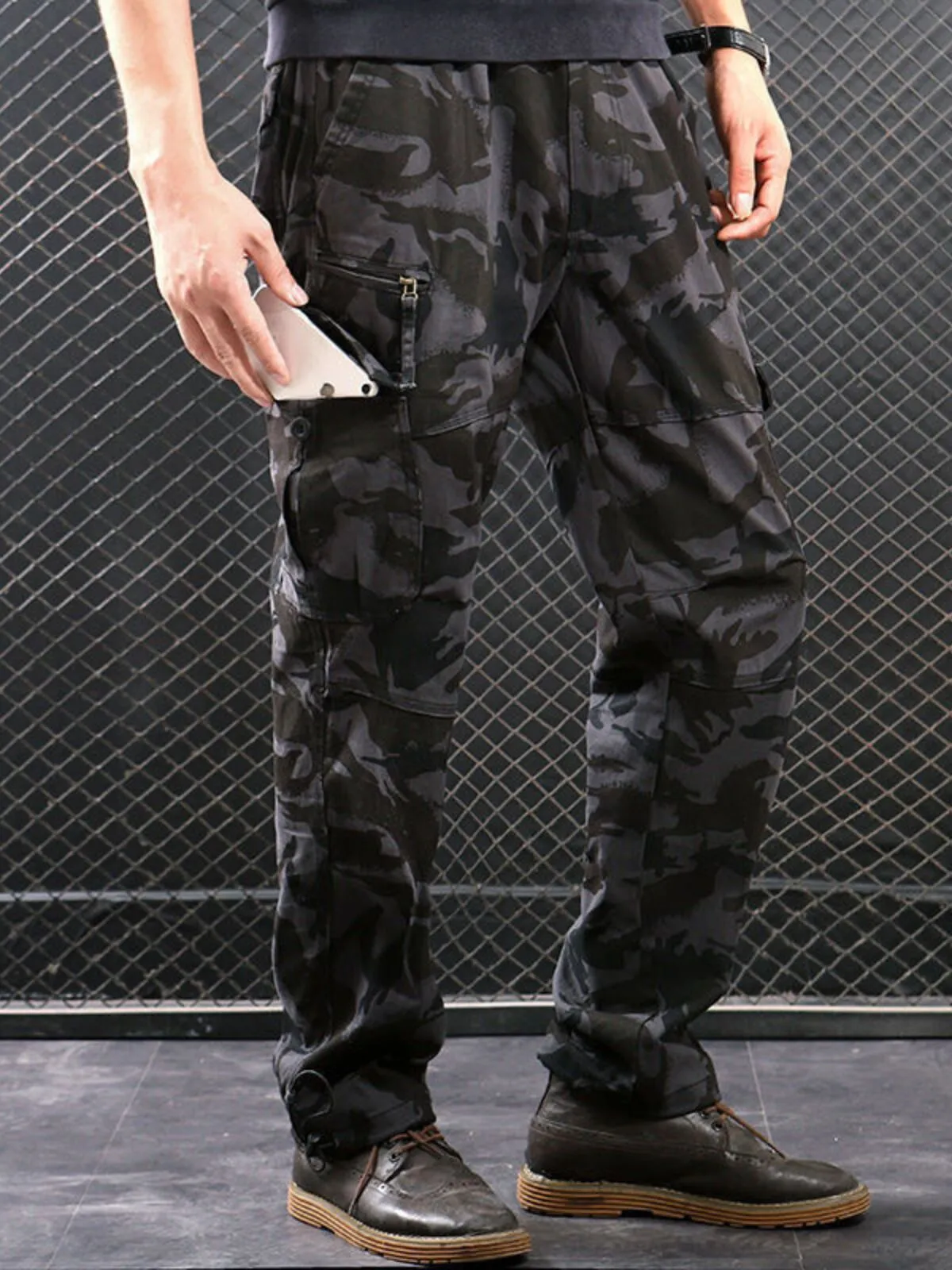 Men's Cargo Pants Camo Tactical Multi-Pocket Straight-Leg Hiking Relaxed Fit Overalls, 1 of 4