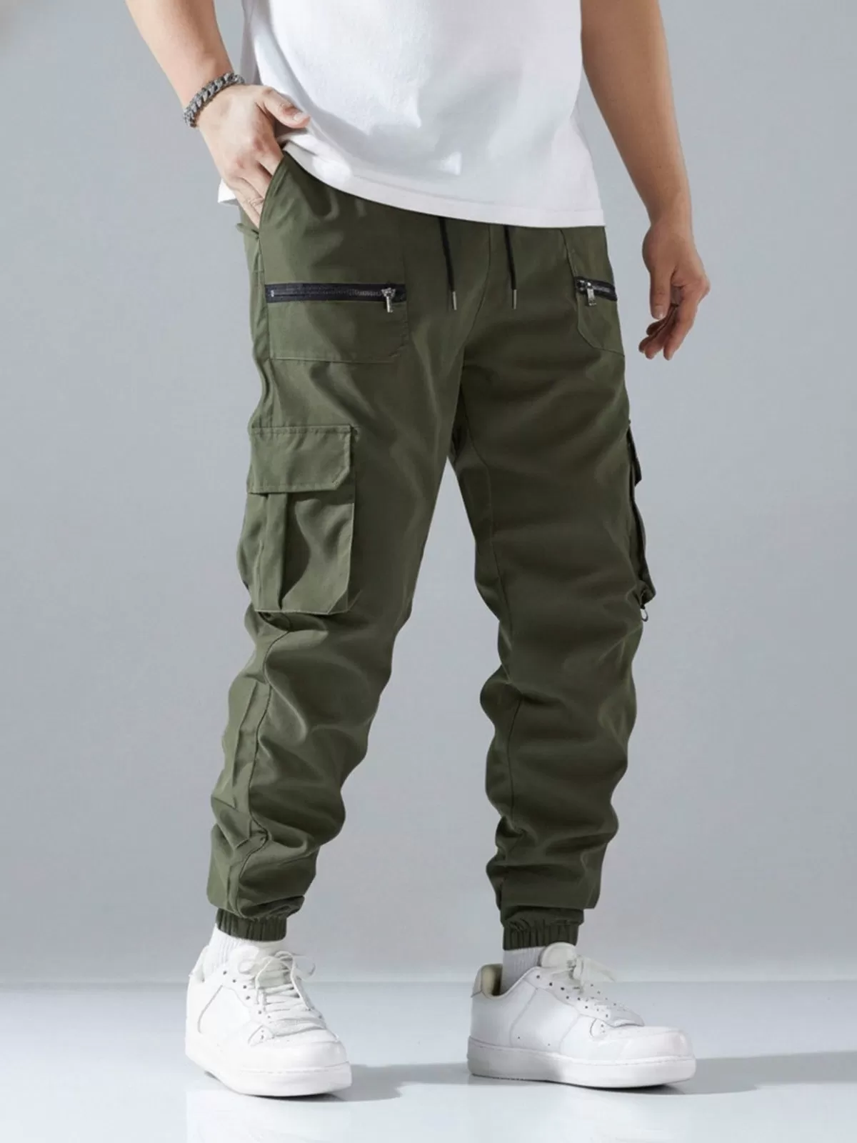 Men's Cargo Pants Fall Loose Flap Pocket Side Drawstring Waist Cargo Pants, 2 of 3