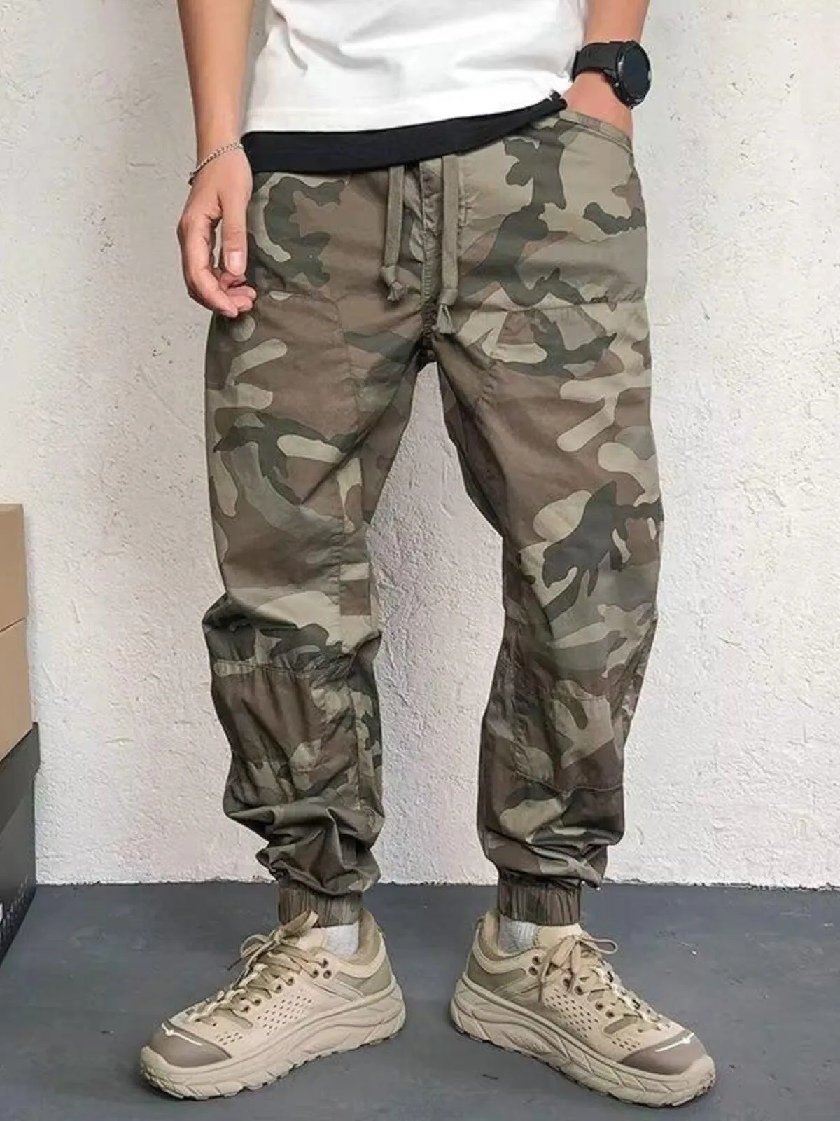 Men's Cargo Pants Camo Breathable Loose Fit Elastic Waist Lightweight Pants, 1 of 4