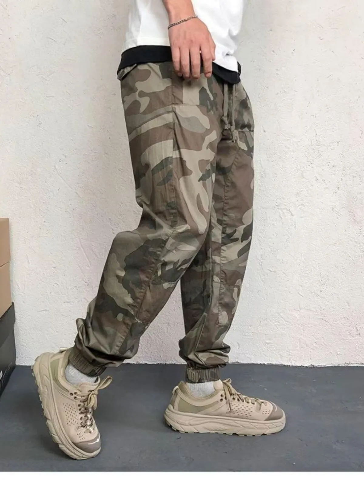 Men's Cargo Pants Camo Breathable Loose Fit Elastic Waist Lightweight Pants, 2 of 4