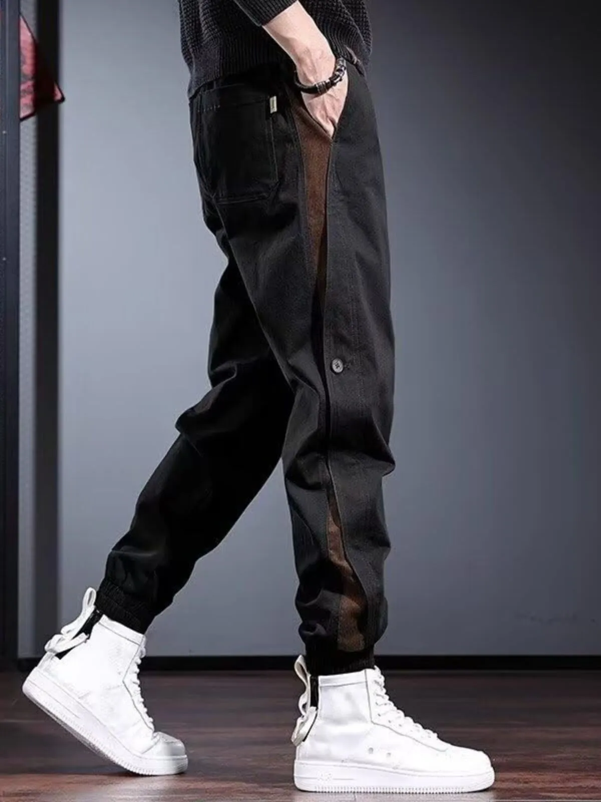 Men's Cargo Pants Casual Drawstring Waist Applique Tapered Joggers Trousers, 2 of 2