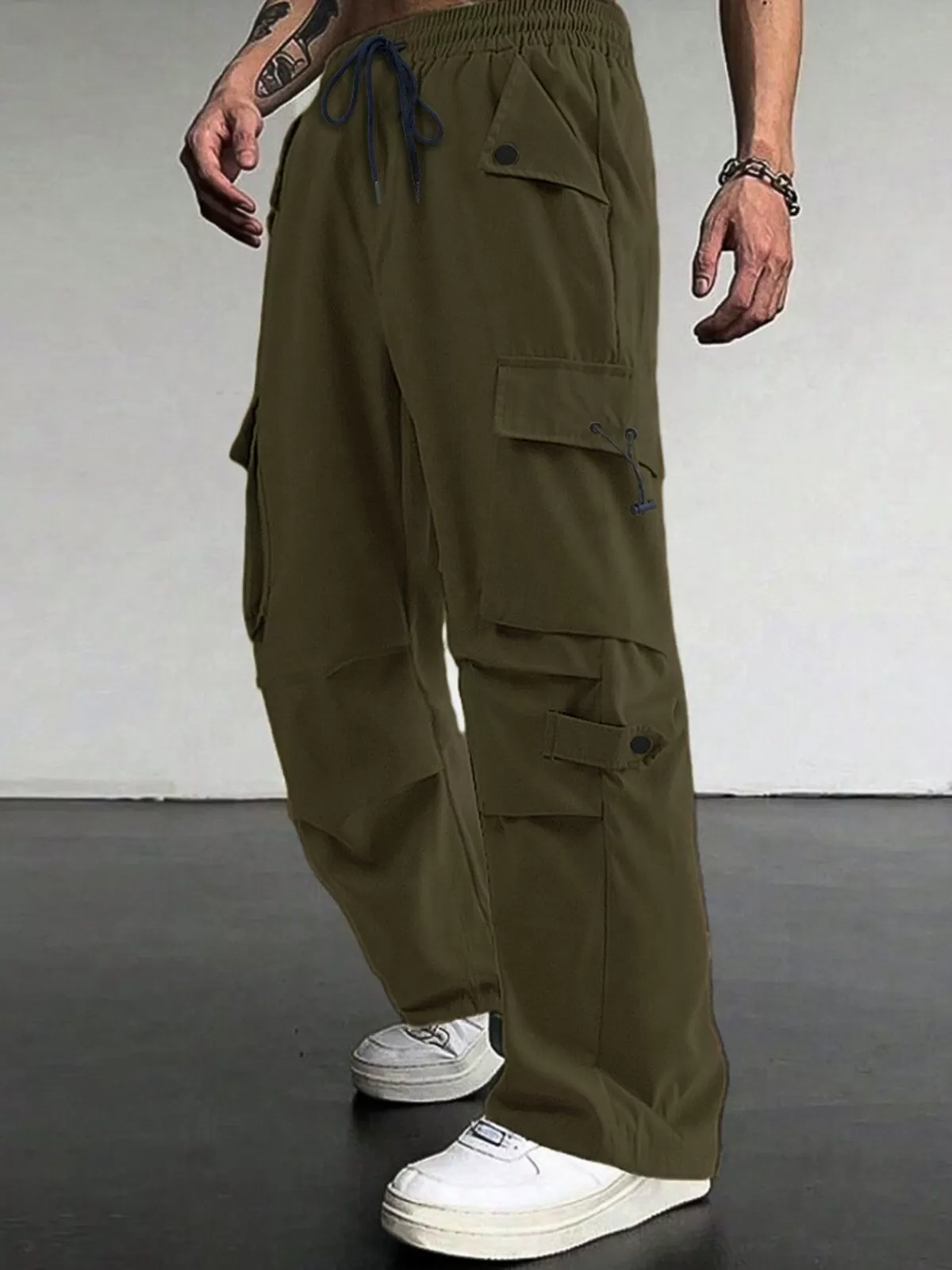 Men's Cargo Pants Loose Fit Multi-Pocket Casual Hip Hop Style Pants, 1 of 2