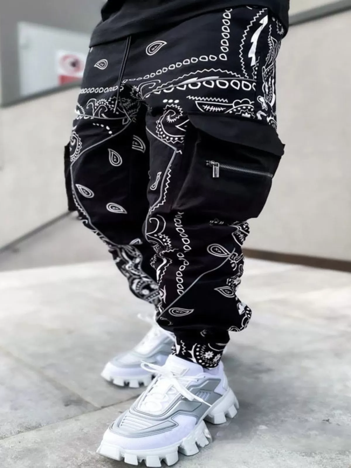 Men's Cargo Pants Hip Hop Streetwear Sweatpants Loose Casual Pants, 1 of 4