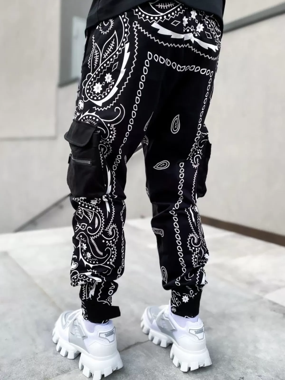 Men's Cargo Pants Hip Hop Streetwear Sweatpants Loose Casual Pants, 2 of 4