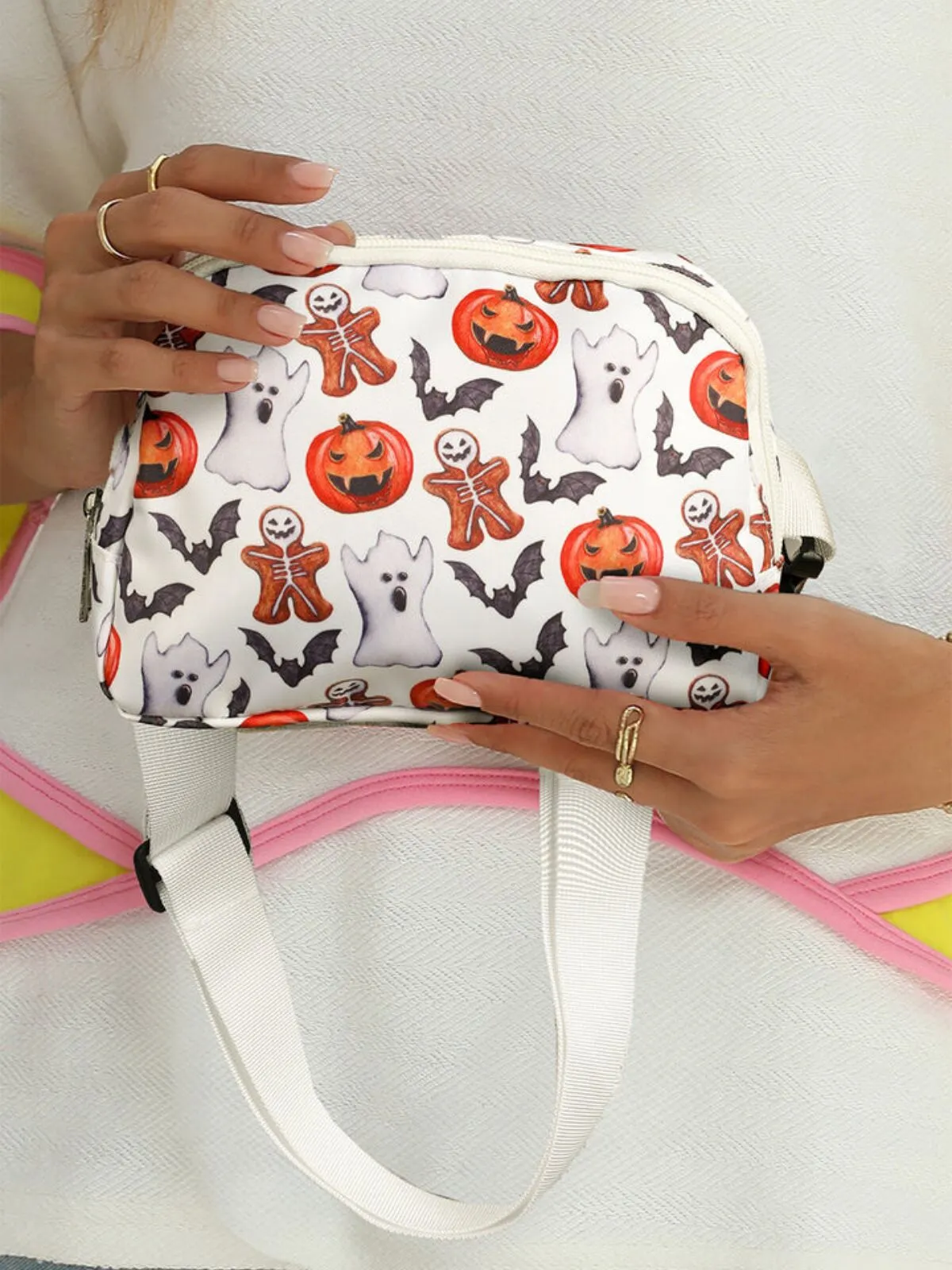 1pc Trendy Halloween Pumpkin Lightweight & Portable Fall Fashion Crossbody Bag, 1 of 4