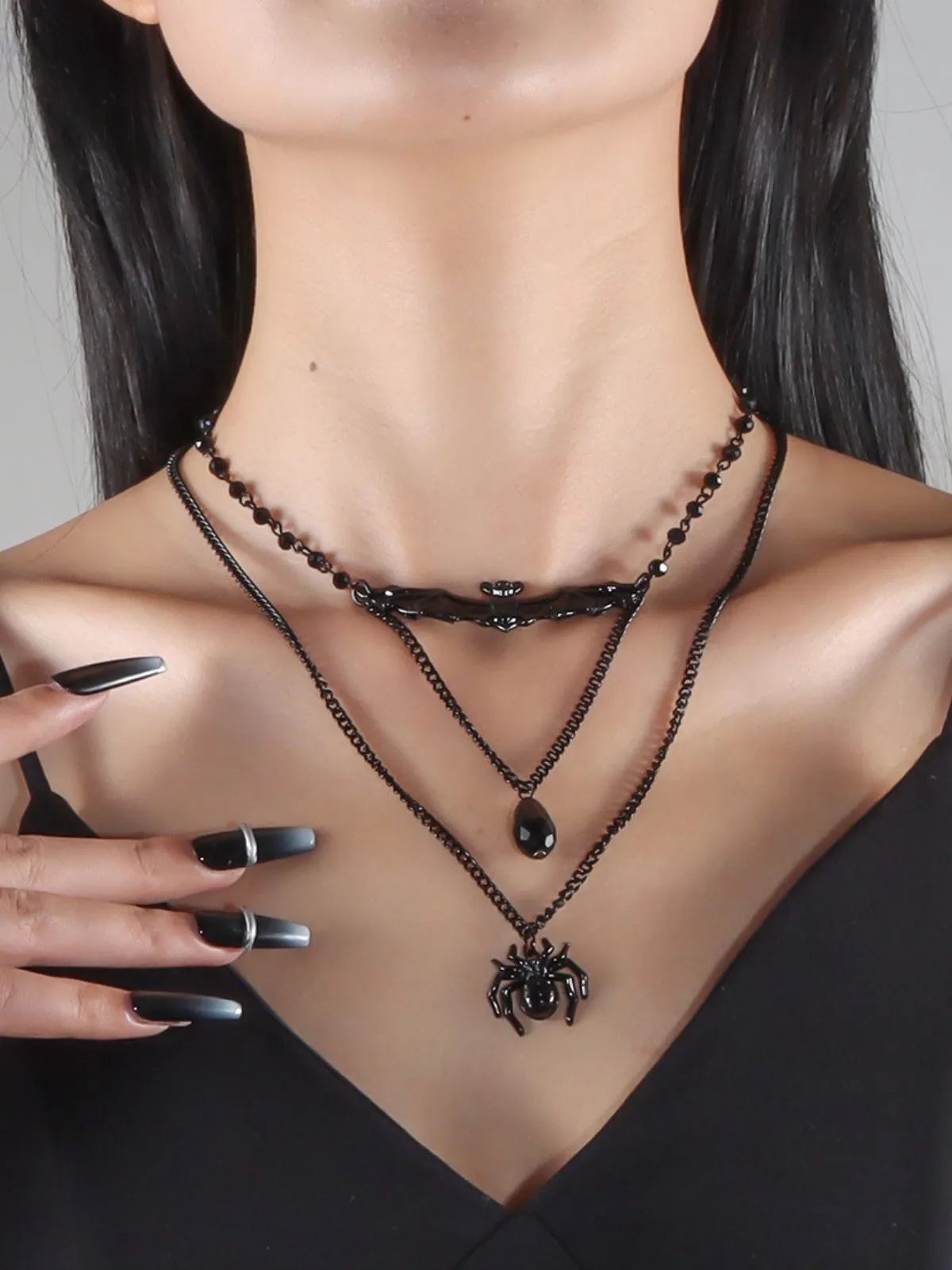 Halloween 1pc Gothic Retro Spider Alloy Iron Pendant Necklaces, 1 of 3