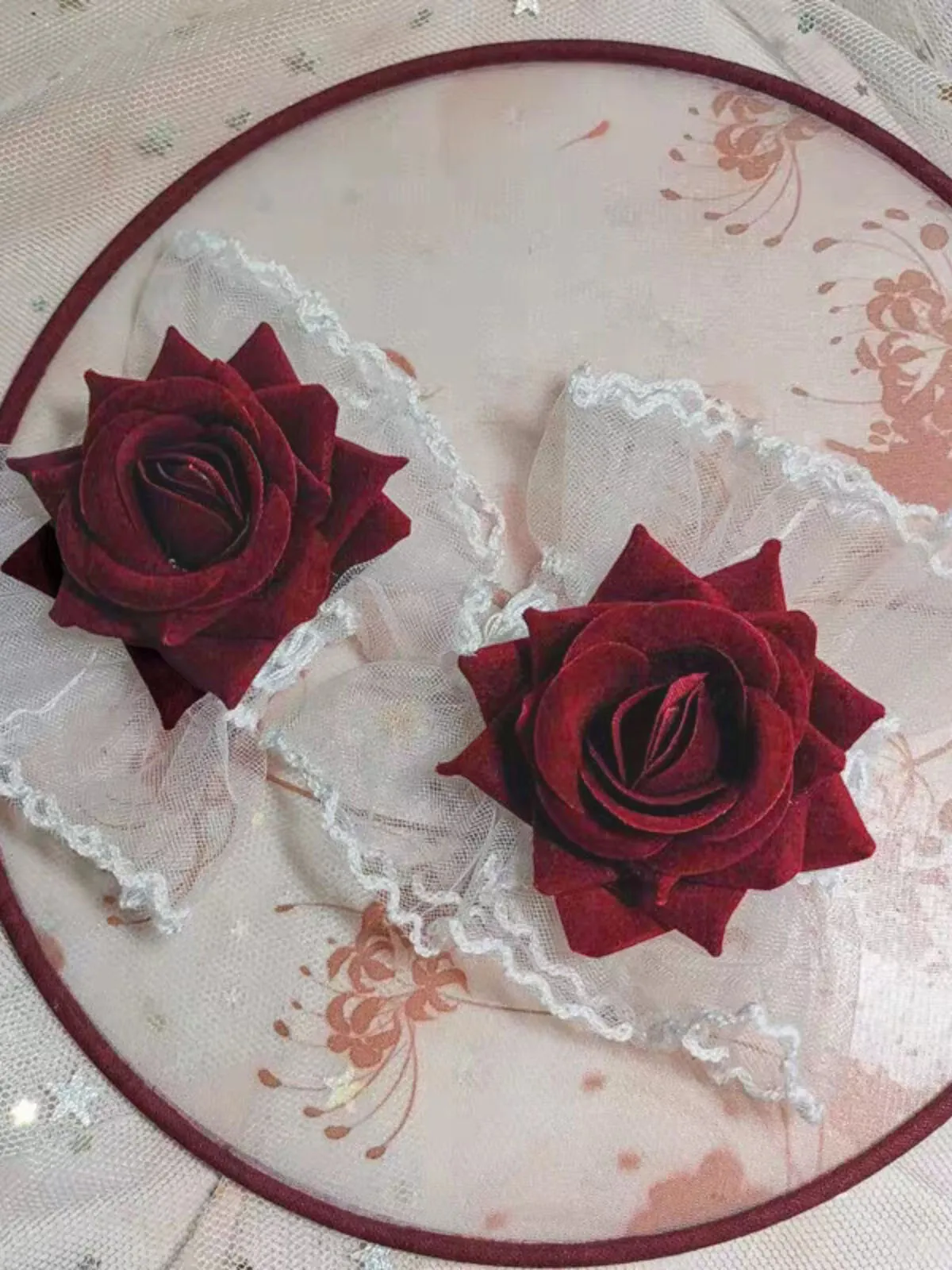 Halloween 1pc New Rose Ruffle Lace Detachable Sleeve Bracelet , 1 of 2