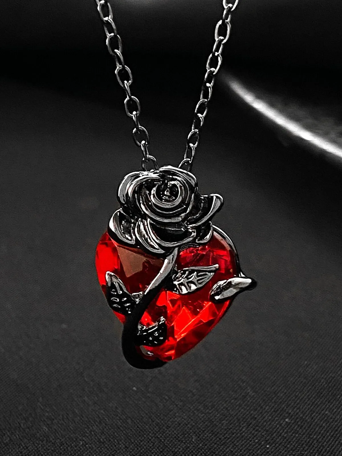 Halloween 1pc Vintage Rose Flower Red Crystal Heart Pendant Clavicle Chain Gothic Jewelry Necklace, 1 of 5