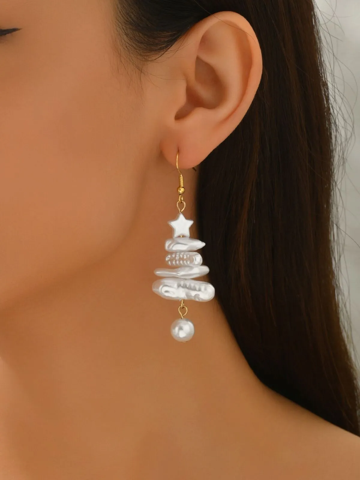 Christmas 1 Pair Elegant Baroque Pearl Style Christmas Tree & Star Design Earrings, 3 of 4