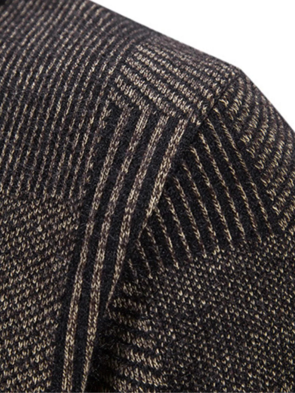 Men's Jacket Winter Thickened Cardigan Faux Fur Cold Hooded Plus Velvet Zip Jacket, 3 of 3