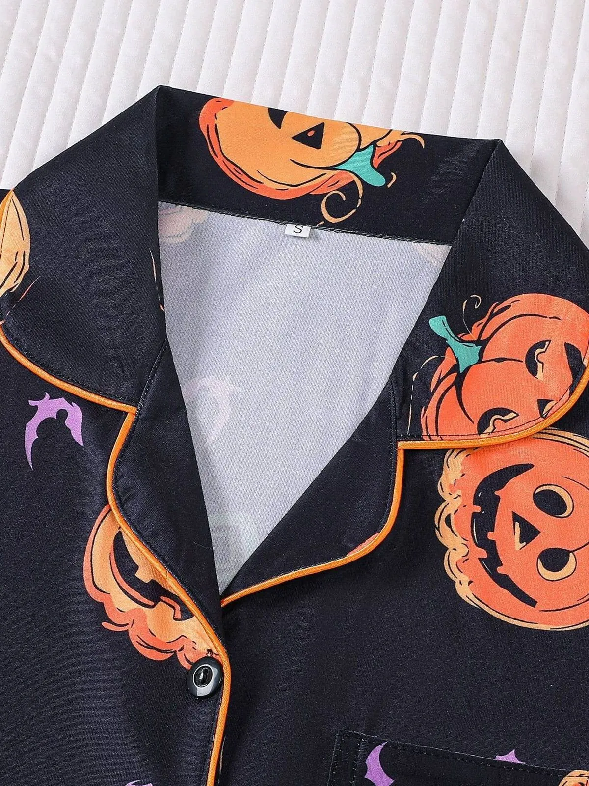 Halloween Women's Sleepwear Set, Soft Button Front Shirt & Elastic Shorts, 5 of 6