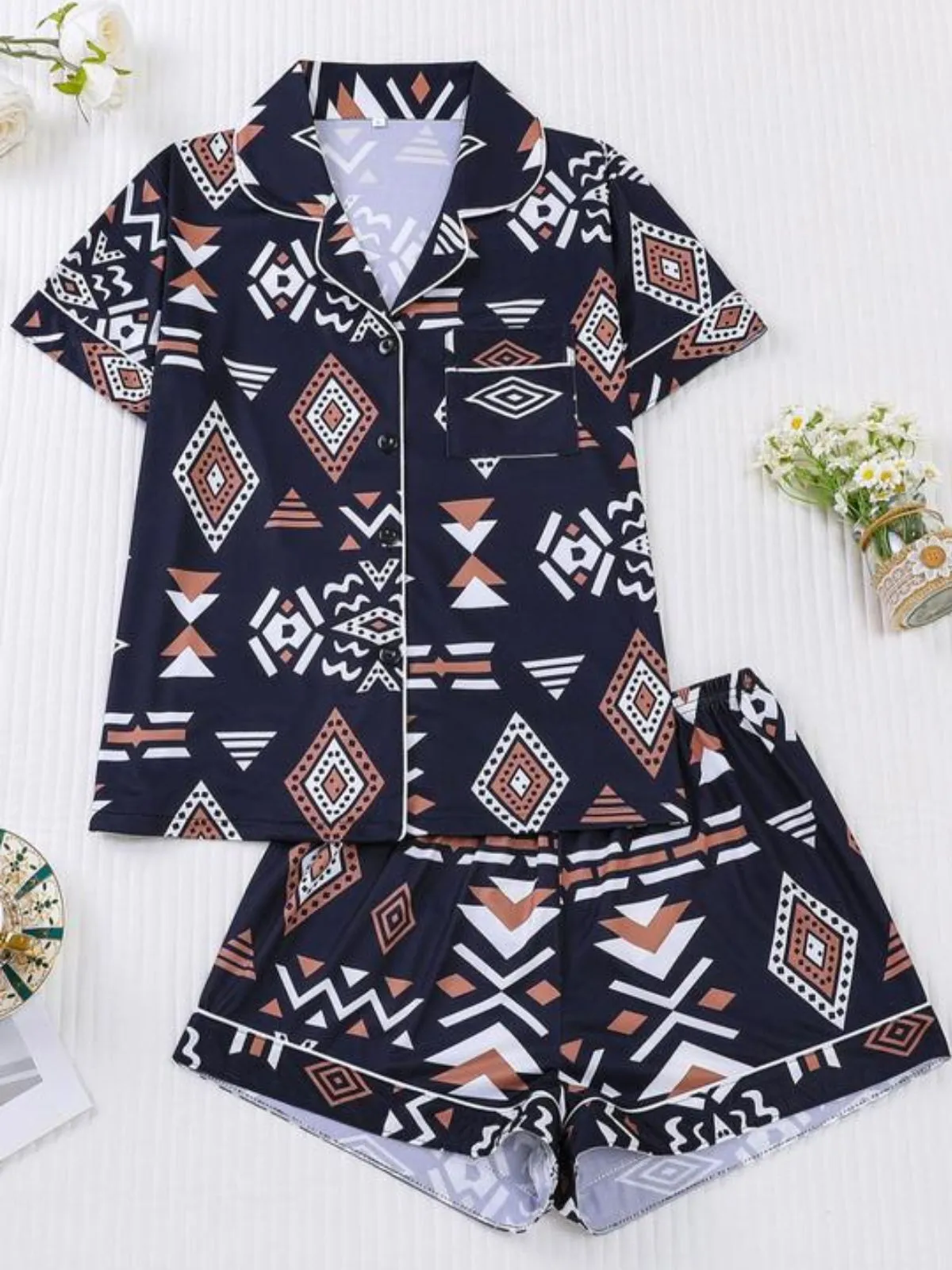 2pcs Casual Comfy Short Sleeve Button Geometric Pajama Shorts Set, 1 of 3